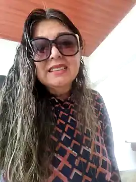Snapshot of emma_tour chatting on February 2025 03:49:01 PM emma tour online show from February 2025 03:49:01 PM
