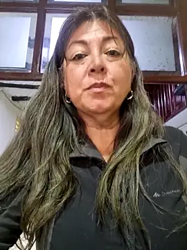 Snapshot of emma_tour chatting on March 2025 03:50:02 PM emma tour online show from March 2025 03:50:02 PM