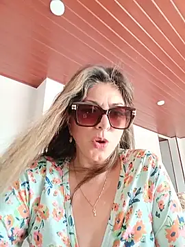 Snapshot of emma_tour chatting on July 2026 02:54:02 PM emma tour online show from July 2026 02:54:02 PM
