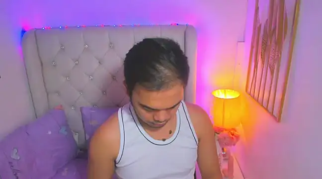 AsianZero online show from February 2025 04:48:01 PM