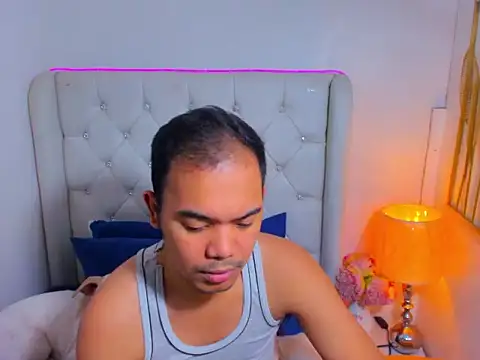 AsianZero online show from May 2026 06:25:01 PM