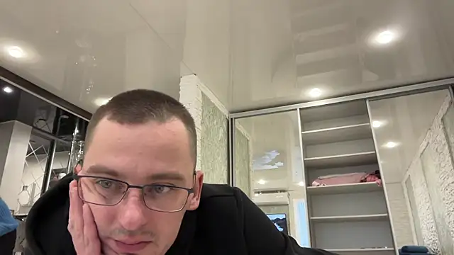 PussyPow3r online show from January 2026 12:40:01 PM