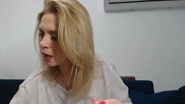 MysticCreature online show from March 2026 04:18:02 AM