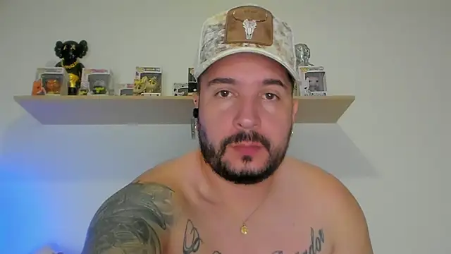camilo restrepo21 online show from April 2026 11:35:02 PM