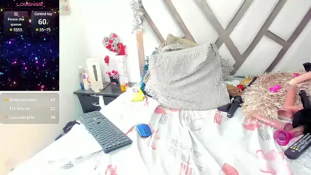 matureluna online show from January 2025 06:43:02 PM