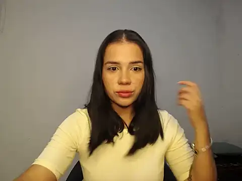 gabriela davis online show from May 2026 09:57:01 PM
