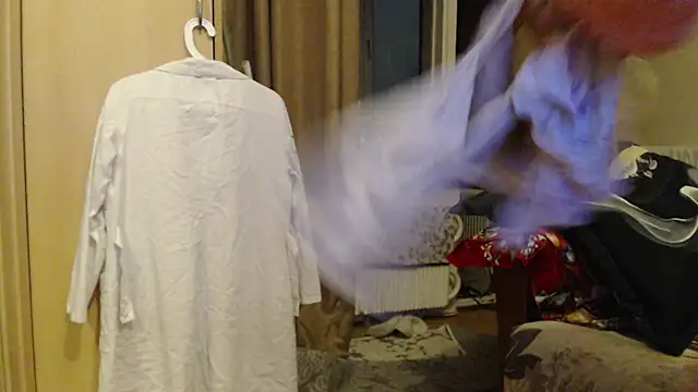 Snapshot of larawet chatting on December 2024 07:36:01 PM larawet online show from December 2024 07:36:01 PM