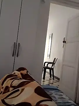 alejavier28 online show from April 2026 02:22:02 PM