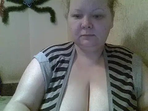 Snapshot of Jane_Kissys chatting on December 2024 06:44:01 AM Jane Kissys online show from December 2024 06:44:01 AM