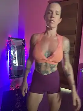 mommyselenafit  online show from June 2026 12:45:01 AM