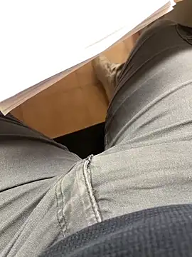 Snapshot of Simoking89 chatting on March 2025 08:57:01 AM Simoking89 online show from March 2025 08:57:01 AM