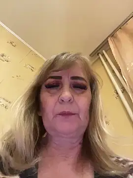 Irina2909xh online show from September 2025 10:26:01 PM