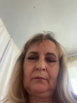 Snapshot of Irina2909@xh chatting on June 2026 10:15:01 AM Irina2909xh online show from June 2026 10:15:01 AM