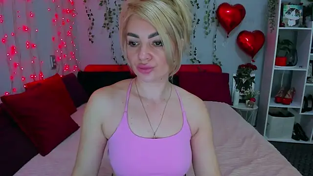 LunaBellucci online show from March 2026 08:09:02 AM