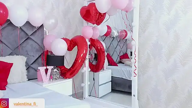 Snapshot of valentina_fi chatting on February 2025 03:18:02 PM valentina fi online show from February 2025 03:18:02 PM