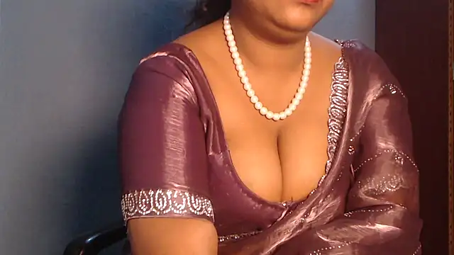 Snapshot of naughtyboobs38dd chatting on February 2025 11:30:01 AM naughtyboobs38dd online show from February 2025 11:30:01 AM