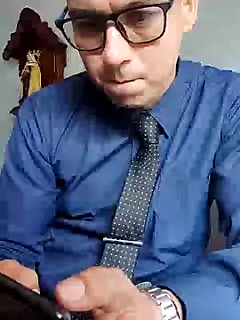 Snapshot of Business_dickkk chatting on December 2024 02:40:02 PM Business dickkk online show from December 2024 02:40:02 PM