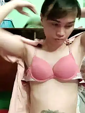 QueenSoreal online show from April 2026 05:21:02 PM