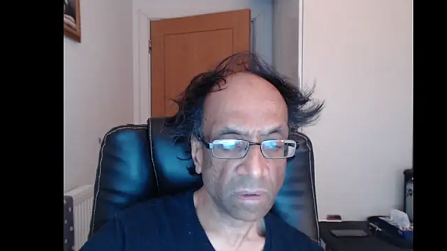 Snapshot of rauncher1 chatting on June 2026 09:14:01 AM rauncher1 online show from June 2026 09:14:01 AM