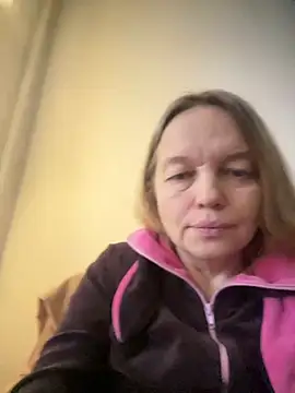 Snapshot of Susanel chatting on December 2024 10:50:02 AM Susanel online show from December 2024 10:50:02 AM