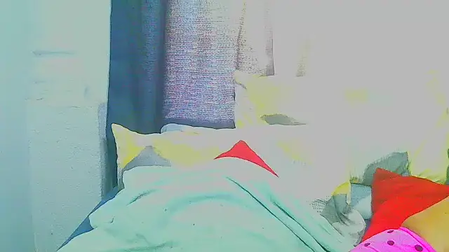 Snapshot of freaky_naughty chatting on October 2025 04:45:01 AM freaky naughty online show from October 2025 04:45:01 AM