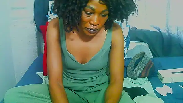 Snapshot of freaky_naughty chatting on November 2025 12:49:02 PM freaky naughty online show from November 2025 12:49:02 PM