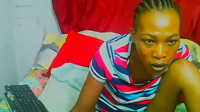 Snapshot of freaky_naughty chatting on December 2025 10:20:01 AM freaky naughty online show from December 2025 10:20:01 AM