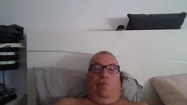 Snapshot of vergatugablogspot chatting on August 2026 05:04:02 PM vergatugablogspot online show from August 2026 05:04:02 PM