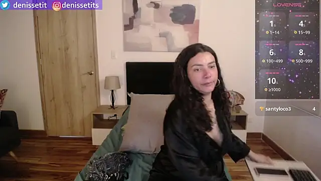 Snapshot of DenisseTits chatting on February 2025 04:54:01 PM DenisseTits online show from February 2025 04:54:01 PM