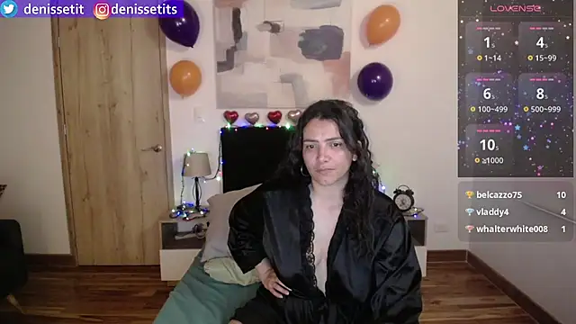 Snapshot of DenisseTits chatting on February 2025 10:51:01 PM DenisseTits online show from February 2025 10:51:01 PM
