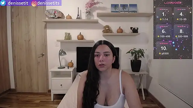 DenisseTits online show from October 2025 08:20:02 PM