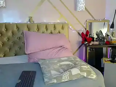 Snapshot of dove_mature chatting on January 2025 04:54:02 PM dove mature online show from January 2025 04:54:02 PM