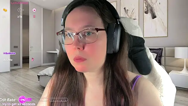 Victoria Romans online show from May 2026 02:17:01 AM