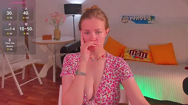 SweetMilkis online show from July 2026 05:12:02 PM