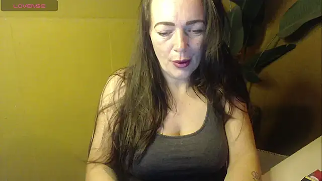 cloe85nl online show from February 2026 08:13:01 AM