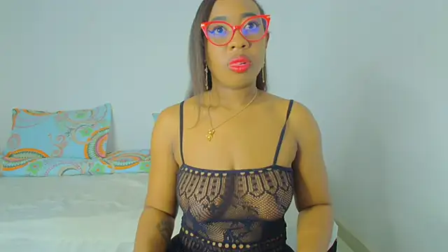 Snapshot of CaseyMoon chatting on June 2026 10:53:01 AM CaseyMoon online show from June 2026 10:53:01 AM