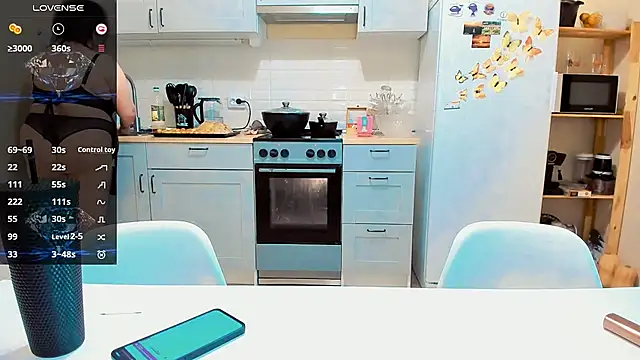 Nina Hopper online show from January 2025 11:54:02 AM