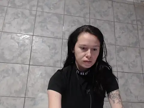 Venusluxodomme online show from October 2025 01:28:01 PM