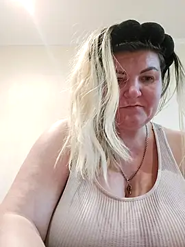 VeronikaBless online show from September 2025 09:34:02 AM