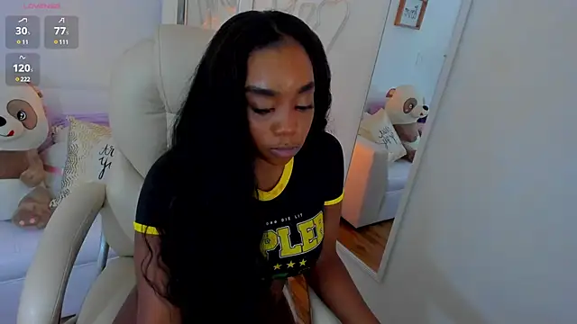 zobe love online show from March 2025 07:58:02 PM