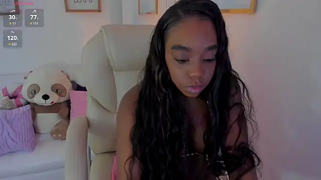 Snapshot of zobe_love chatting on April 2026 05:03:01 PM zobe love online show from April 2026 05:03:01 PM