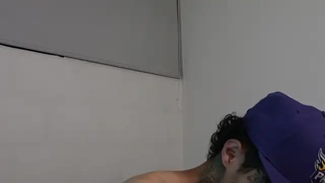 trieone online show from March 2025 04:04:01 AM