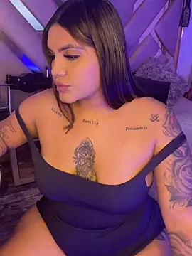 Snapshot of Victoria14_ chatting on February 2025 10:40:02 PM Victoria14  online show from February 2025 10:40:02 PM