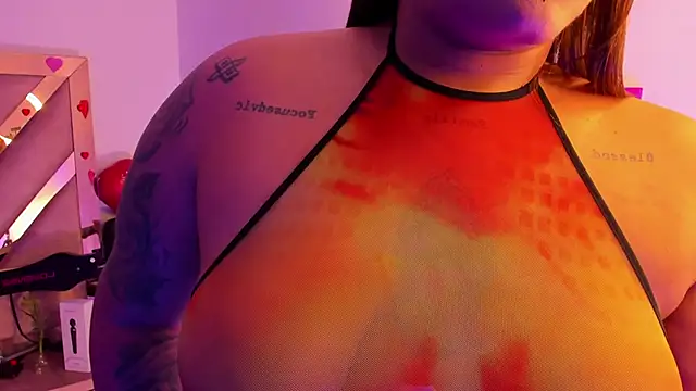 Snapshot of Victoria14_ chatting on February 2025 12:21:01 AM Victoria14  online show from February 2025 12:21:01 AM