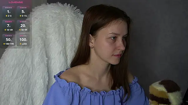 Golyboglazkaa online show from April 2026 04:59:02 PM