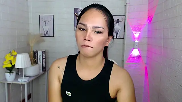 urnaughtydolly69 online show from October 2025 09:31:01 AM