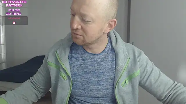 kevintyler69 online show from April 2026 02:43:01 PM