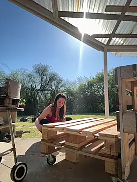 Viola Beck online show from April 2026 02:40:01 PM