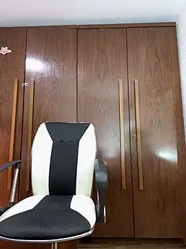 Snapshot of bunny_bicht chatting on October 2025 12:16:02 PM bunny bicht online show from October 2025 12:16:02 PM