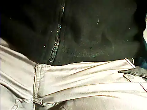 Snapshot of kalinixta chatting on October 2025 07:35:02 PM kalinixta online show from October 2025 07:35:02 PM